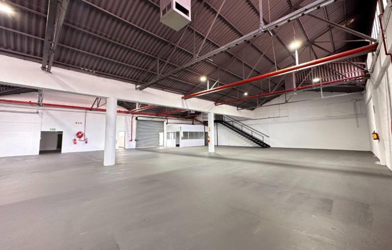 To Let Commercial Property for Rent in Paarden Eiland Western Cape